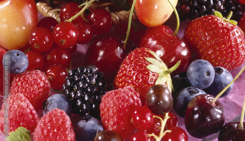 Etal de fruits rouges - photo référence FRU272.jpg