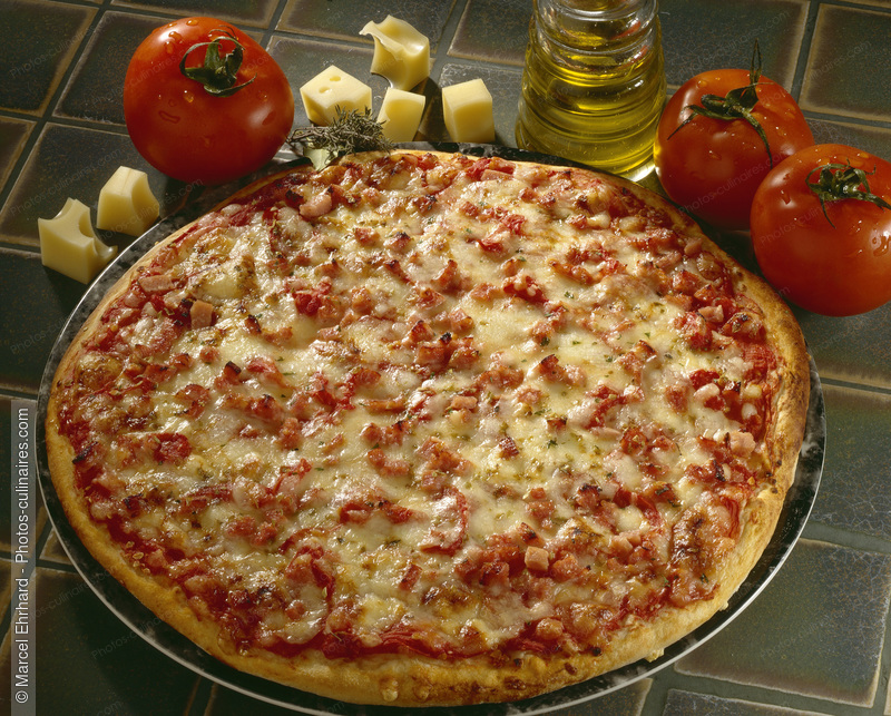 Pizza jambon, tomate et fromage - photo référence TT99.jpg