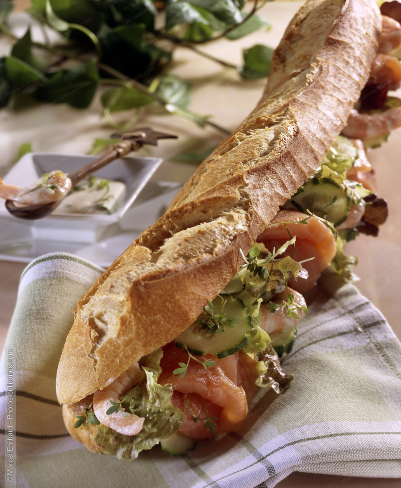 Sandwich baguette saumon et crevettes - photo référence KP76.jpg