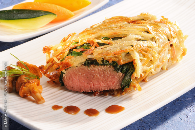 Agneau en cro&ucirc;te de pomme de terre - photo r&eacute;f&eacute;rence PC1108N.jpg