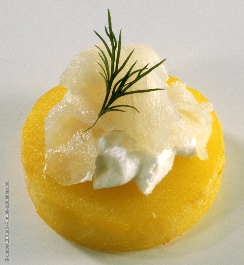 Amuse-bouche &agrave; l'ananas et au fromage - photo r&eacute;f&eacute;rence AB14.jpg