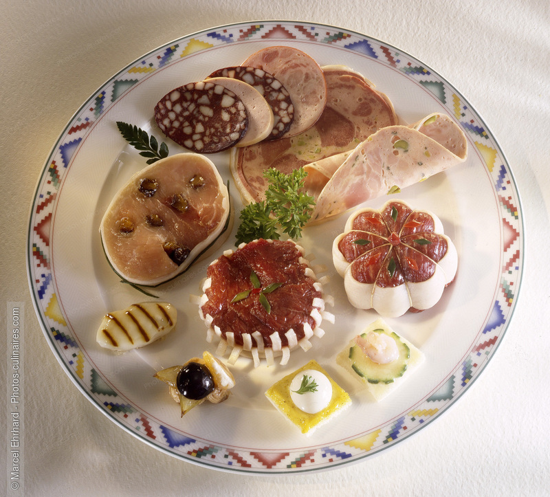Assiette boucherie - photo r&eacute;f&eacute;rence CH261.jpg