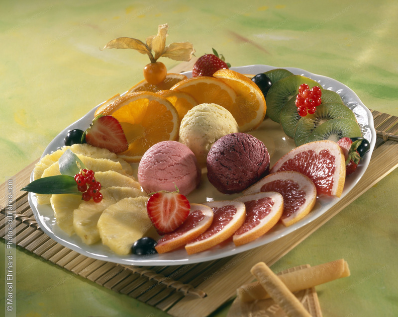Assiette de sorbets et de fruits frais - photo référence DE132.jpg