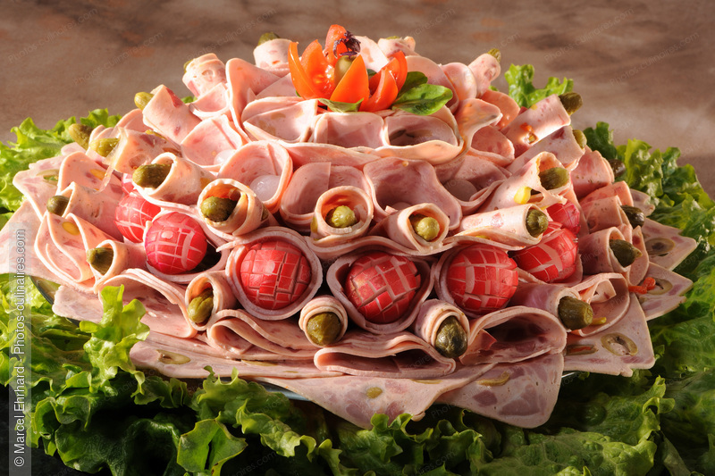 Assortiment de charcuterie alsacienne - photo r&eacute;f&eacute;rence CH437N.jpg