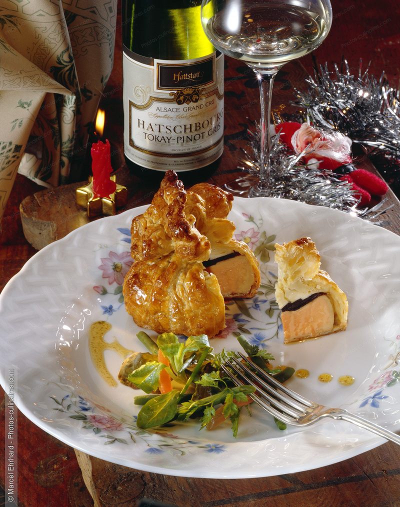 Aum&ocirc;ni&egrave;re de foie d'oie &agrave; la truffe - photo r&eacute;f&eacute;rence FG42.jpg