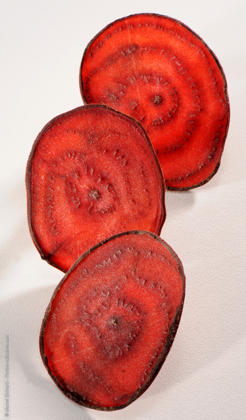 Betteraves rouge s&eacute;ch&eacute;s - photo r&eacute;f&eacute;rence LE384N.jpg