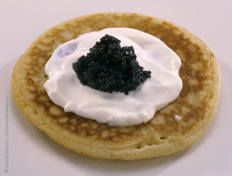 Blinis et caviar - photo r&eacute;f&eacute;rence PO239.jpg