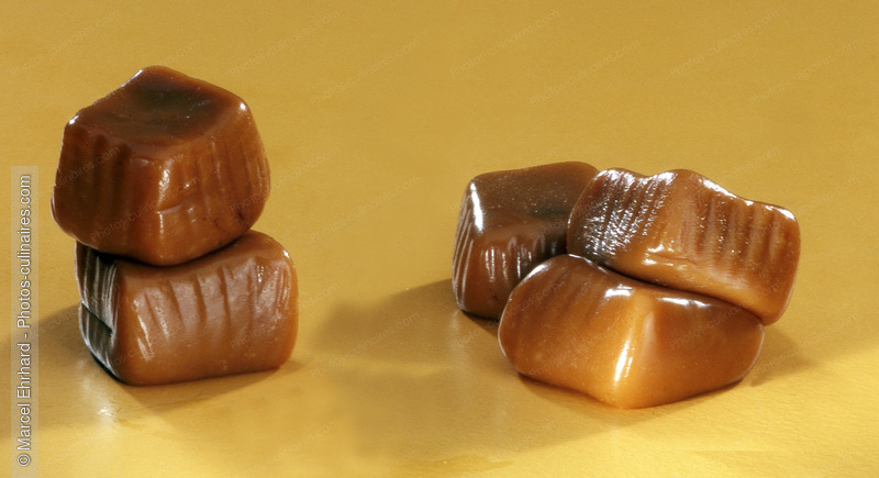 Bonbons au caramel - photo r&eacute;f&eacute;rence DE156.jpg