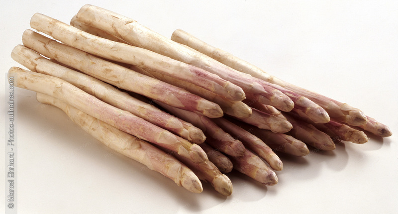 Botte d'asperge d'alsace - photo r&eacute;f&eacute;rence LE51.jpg