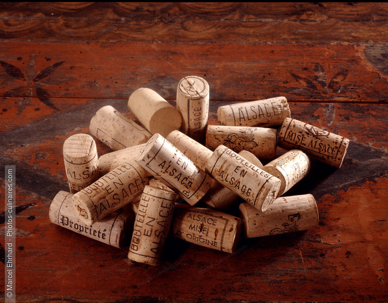 Bouchons de vin d'Alsace - photo référence BO6.jpg