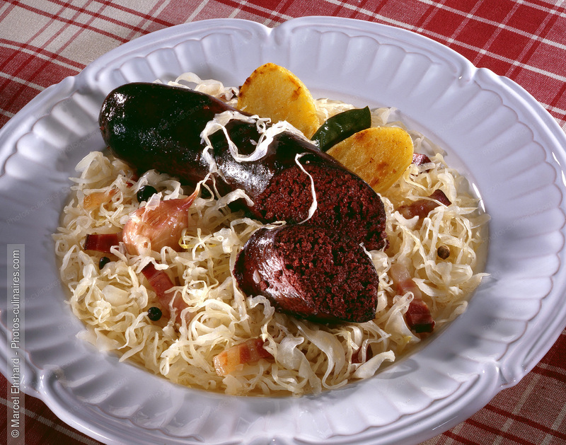 Boudin noir sur choucroute - photo r&eacute;f&eacute;rence CHO20.jpg