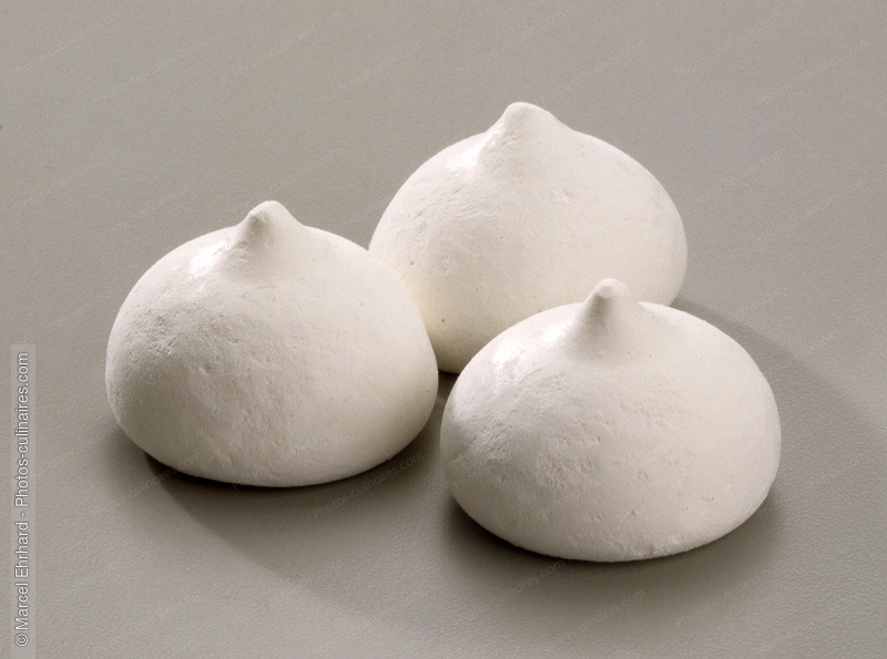 Boules de meringue lisses - photo référence DE562.jpg