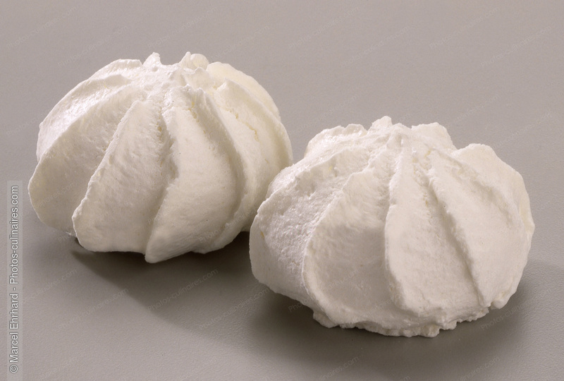 Boules de meringue torsadées - photo référence DE563.jpg