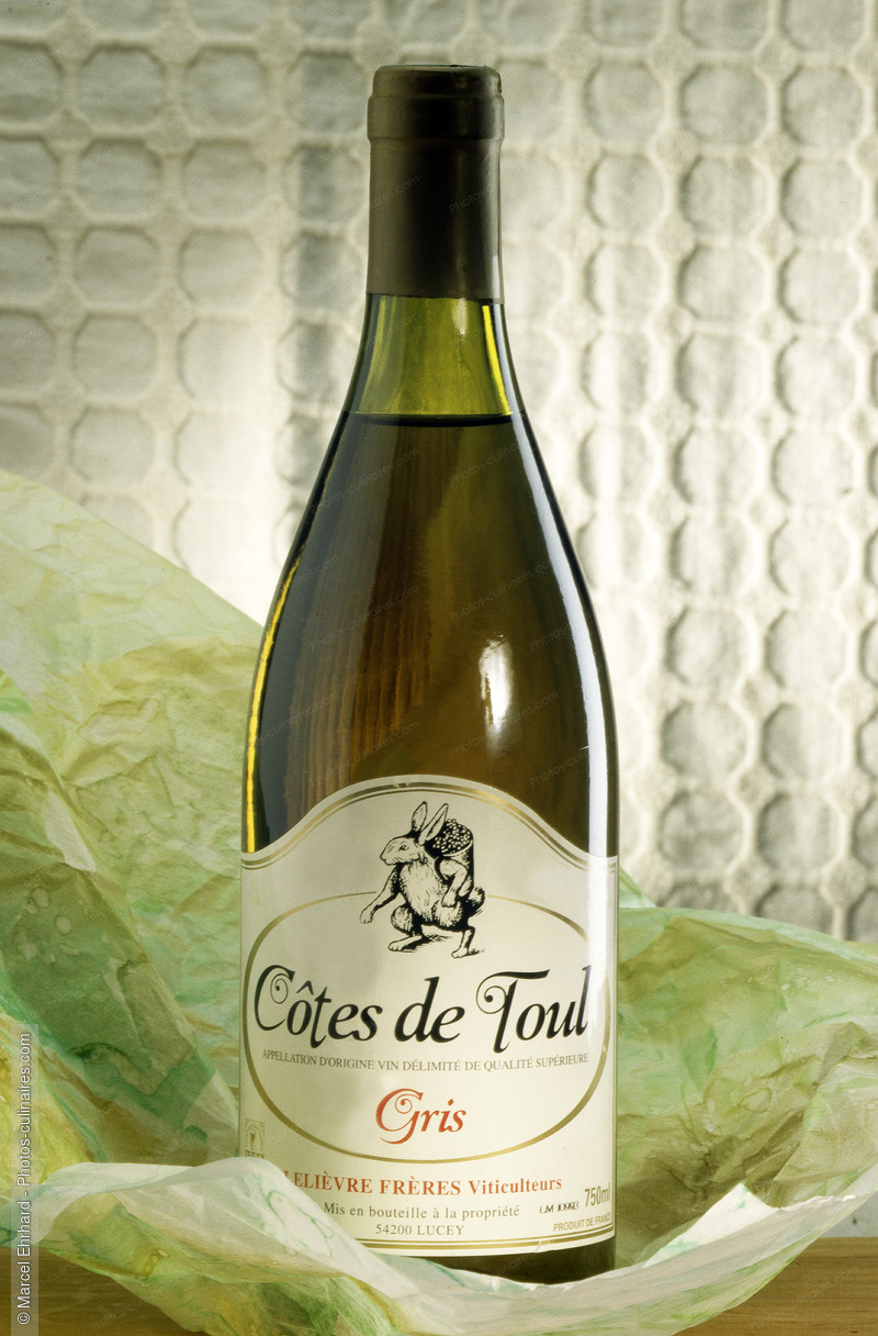Bouteille de Gris de Toul - photo r&eacute;f&eacute;rence BO279.jpg