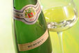 Bouteille et verre de vin d'Alsace