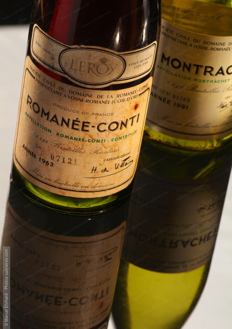 Bouteilles du domaine de la Roman&eacute;e Conti - photo r&eacute;f&eacute;rence BO112N.jpg