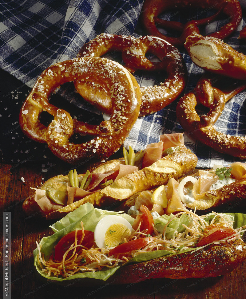 Bretzels et mauricettes farcies - photo r&eacute;f&eacute;rence TT109.jpg