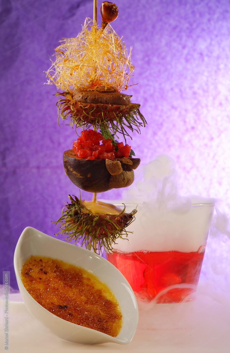 Brochette de fruits exotiques - photo r&eacute;f&eacute;rence DE100N.jpg