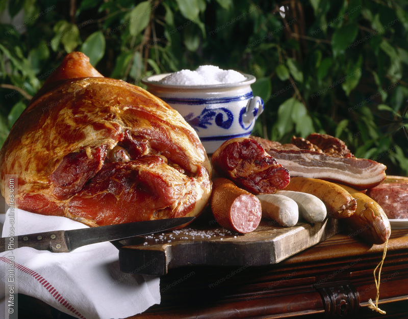 Buffet de charcuterie - photo r&eacute;f&eacute;rence CH187.jpg