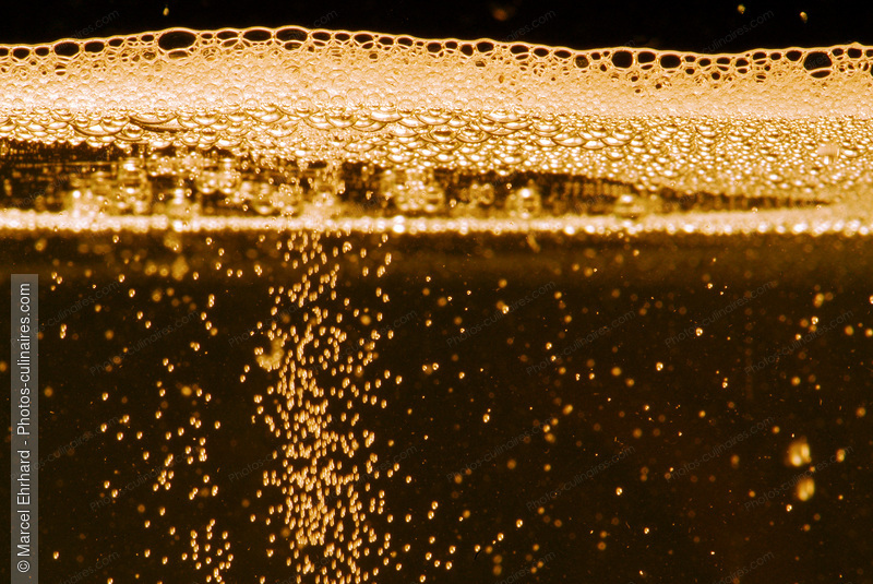 Bulles de champagne - photo r&eacute;f&eacute;rence BO87N.jpg
