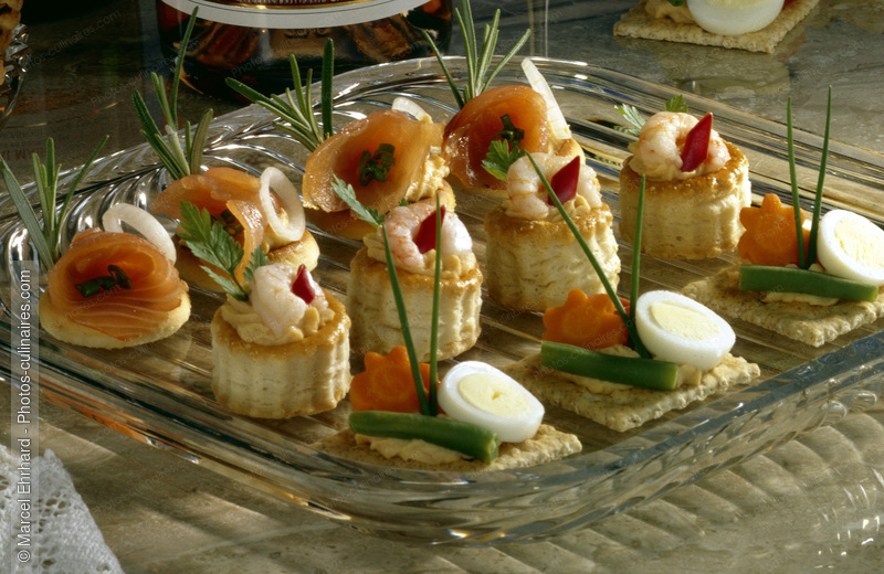 Canap&eacute;s d'ap&eacute;ritif - photo r&eacute;f&eacute;rence AB44.jpg