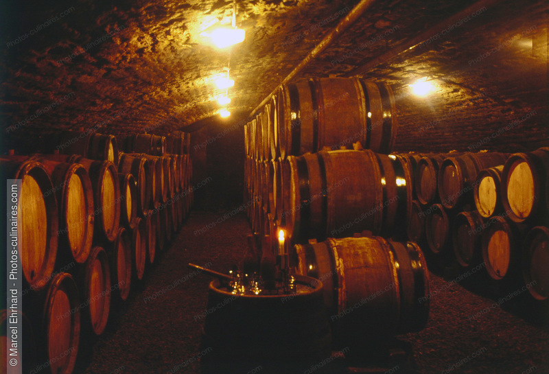 Cave a fut de vin - photo référence VIN15N.jpg