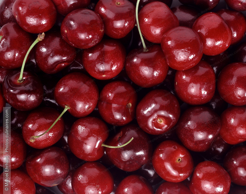 Cerises rouges - photo r&eacute;f&eacute;rence FRU2.jpg