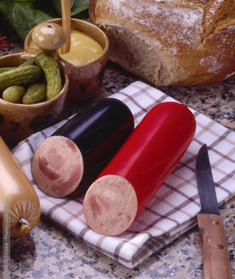 Charcuterie alsacienne - photo r&eacute;f&eacute;rence CH199.jpg