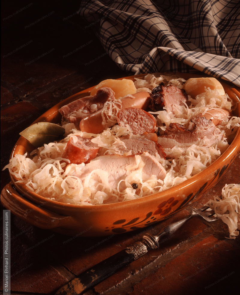 Choucroute alsacienne - photo r&eacute;f&eacute;rence CHO6.jpg