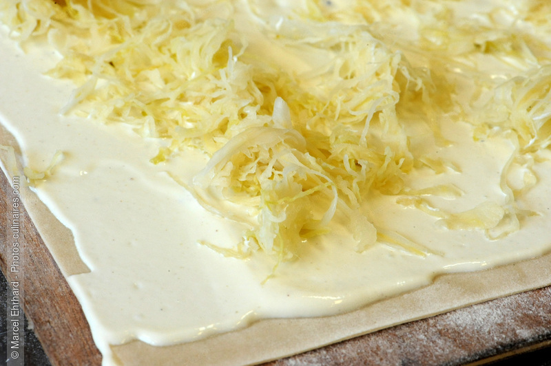 Choucroute sur tarte &agrave; flamb&eacute;e - photo r&eacute;f&eacute;rence CHO91N.jpg