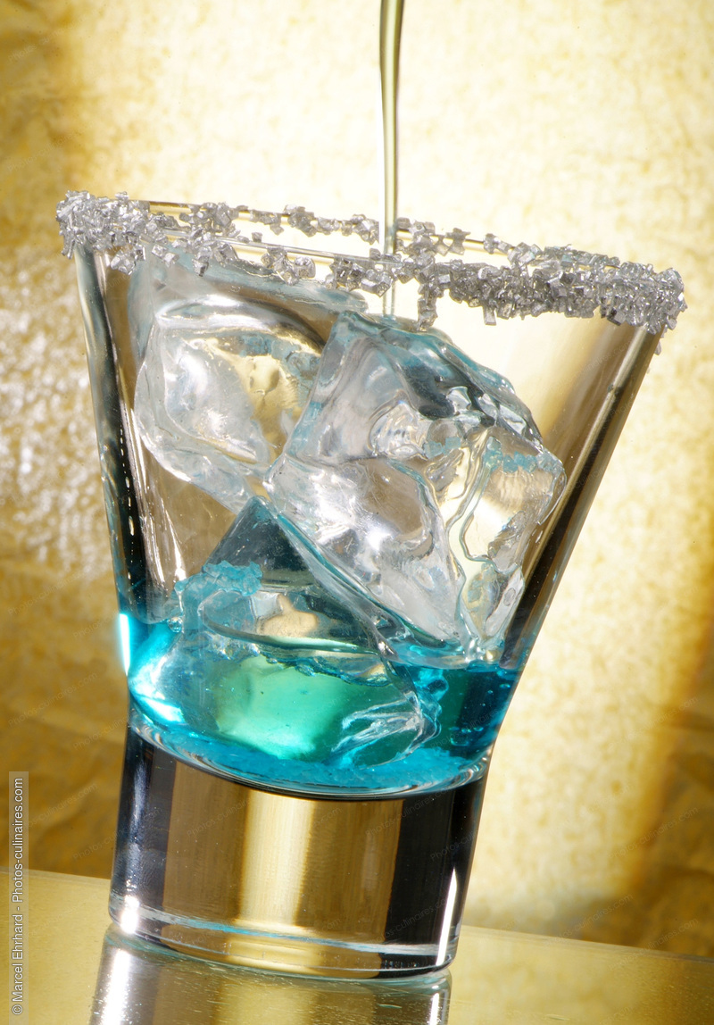 Cocktail bleu - photo référence BO221N.jpg