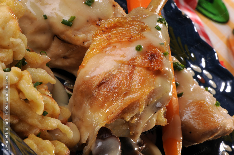 Coq au Riesling - photo r&eacute;f&eacute;rence PC572N.jpg