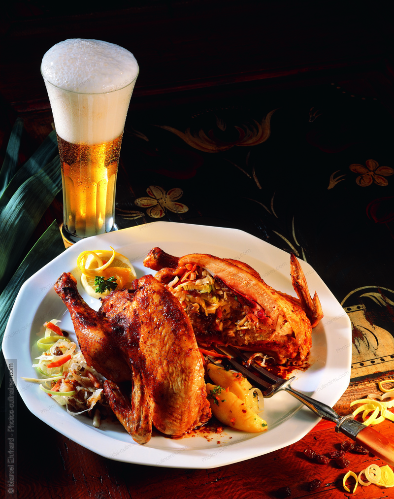 Coq farci &agrave; la bi&egrave;re - photo r&eacute;f&eacute;rence PC223N.jpg