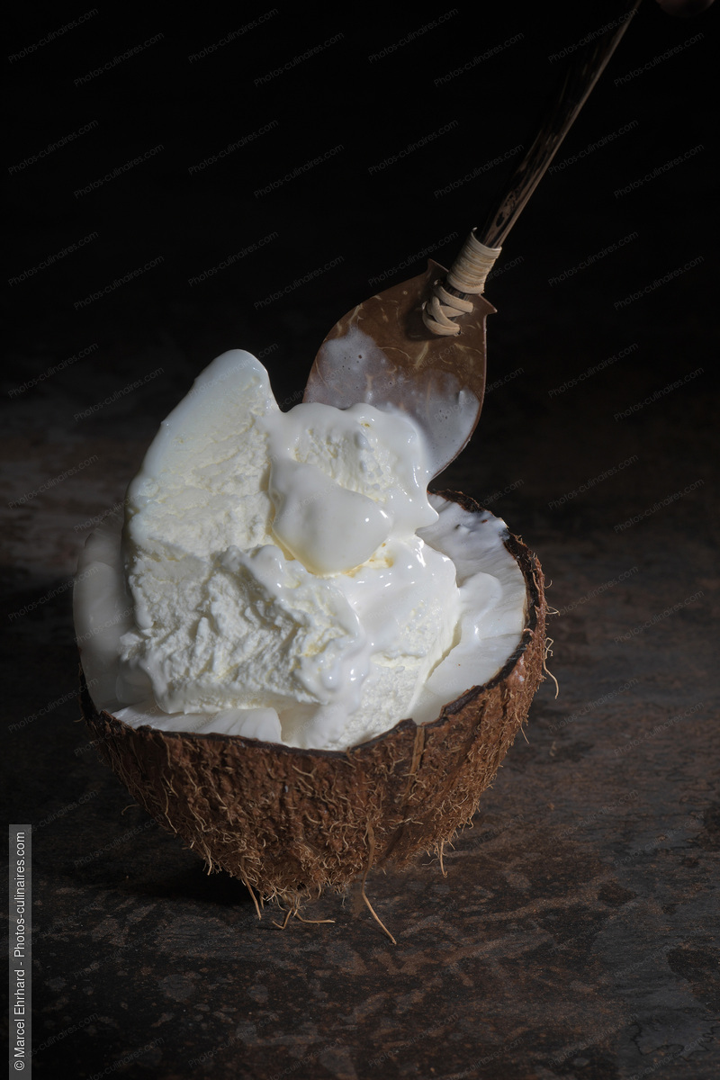 Cr&egrave;me glac&eacute;e coco - photo r&eacute;f&eacute;rence DE729N.jpg