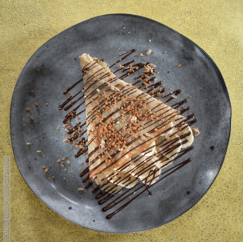 cr&ecirc;pe sucr&eacute;e au chocolat - photo r&eacute;f&eacute;rence DE7232N.jpg