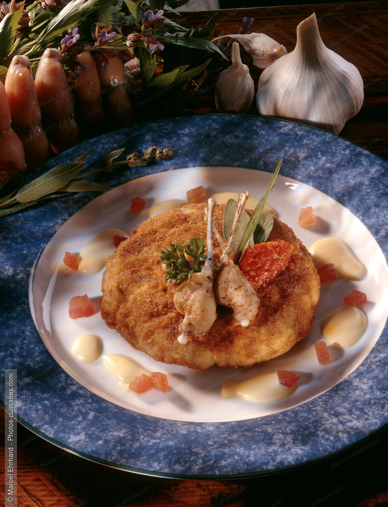 Cr&eacute;pinettes croustillantes de cuisses de grenouille - photo r&eacute;f&eacute;rence PC12.jpg