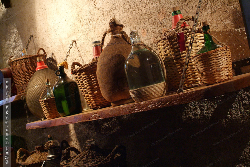Distillerie - photo r&eacute;f&eacute;rence NM159N.jpg