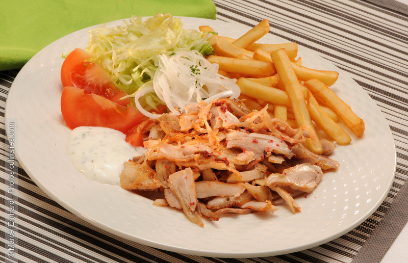 Doner kebab sur assiette - photo r&eacute;f&eacute;rence PC994N.jpg