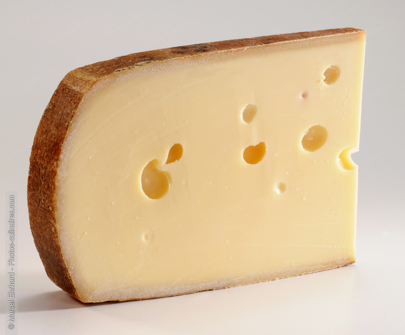 Emmenthal suisse - photo r&eacute;f&eacute;rence FR215N.jpg