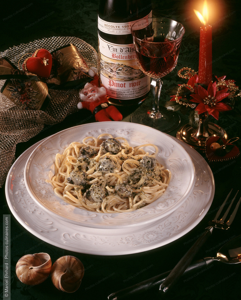 Escargots et spaghettis &agrave; l'alsacienne - photo r&eacute;f&eacute;rence ES16.jpg
