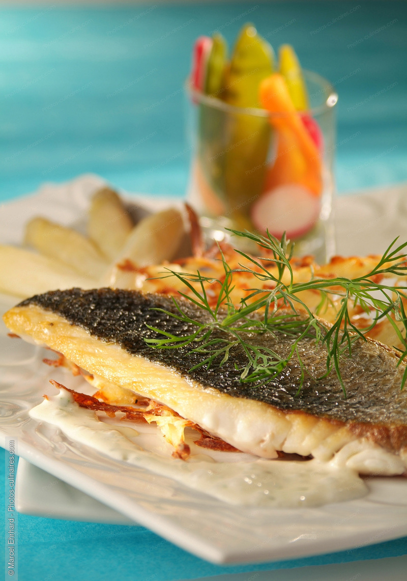 Filet de bar r&ocirc;ti - photo r&eacute;f&eacute;rence PO134N.jpg