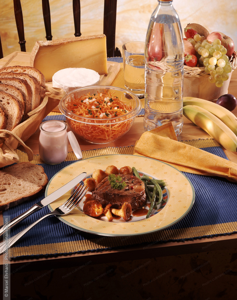 Filet de boeuf aux girolles - photo r&eacute;f&eacute;rence PC46.jpg