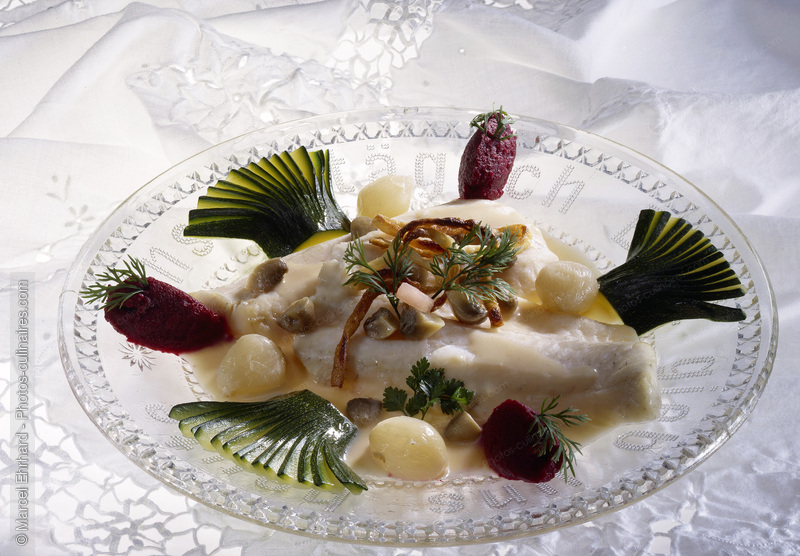 Filet de poisson en sauce blanche - photo r&eacute;f&eacute;rence PO616.jpg