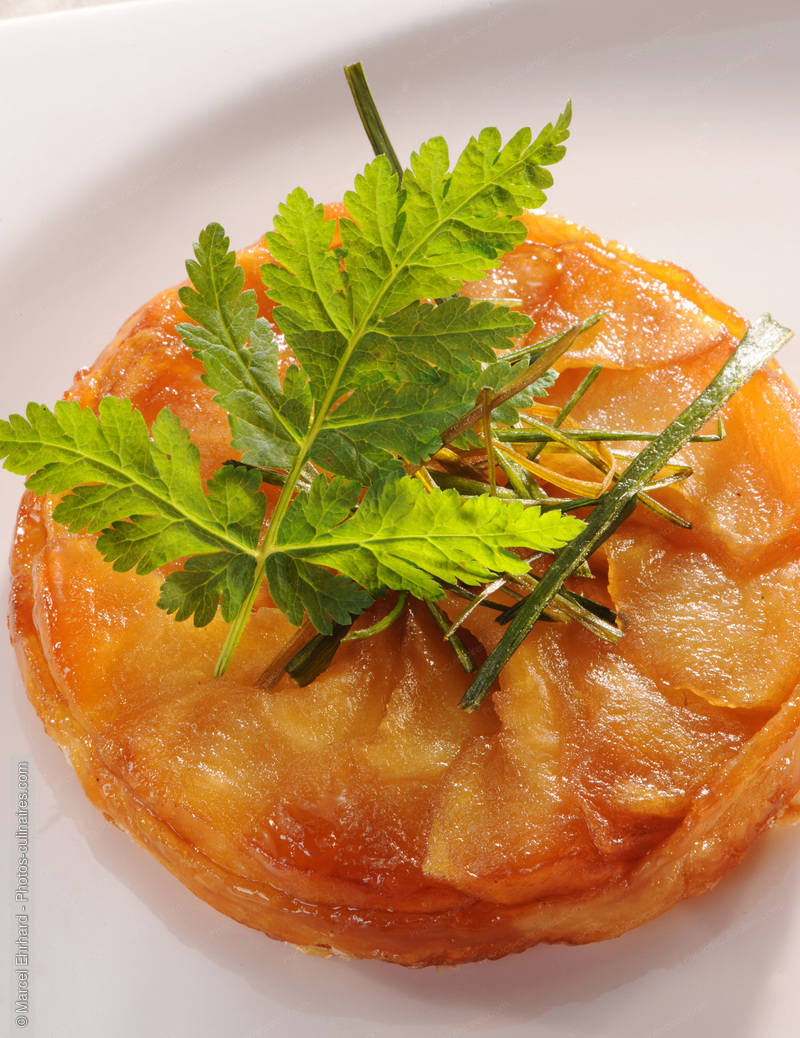 Fine tarte tatin - photo r&eacute;f&eacute;rence PO433N.jpg