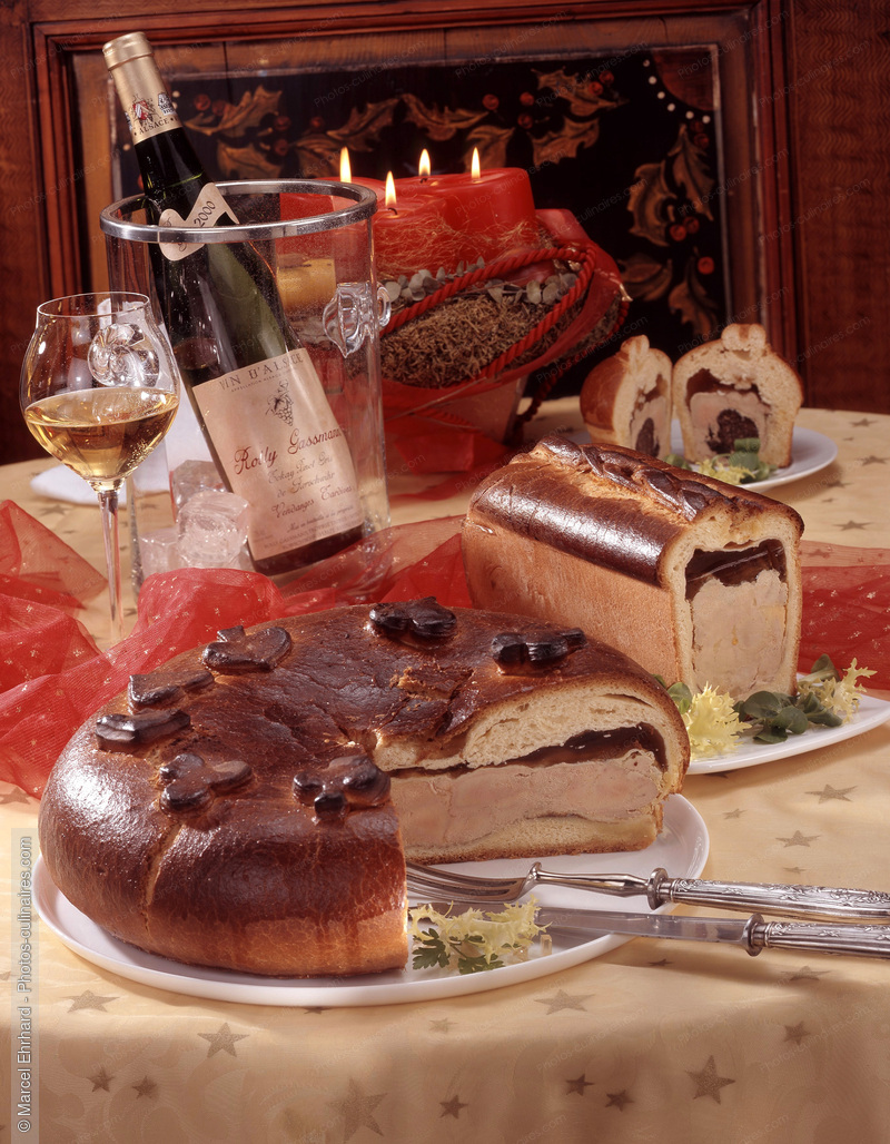 Foie gras d'Alsace en brioche - photo r&eacute;f&eacute;rence FG3.jpg