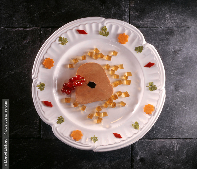 Foie gras d'Alsace truff&eacute; - photo r&eacute;f&eacute;rence FG19.jpg