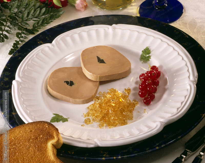 Foie gras  en tranche truff&eacute; et gel&eacute;e - photo r&eacute;f&eacute;rence FG63.jpg