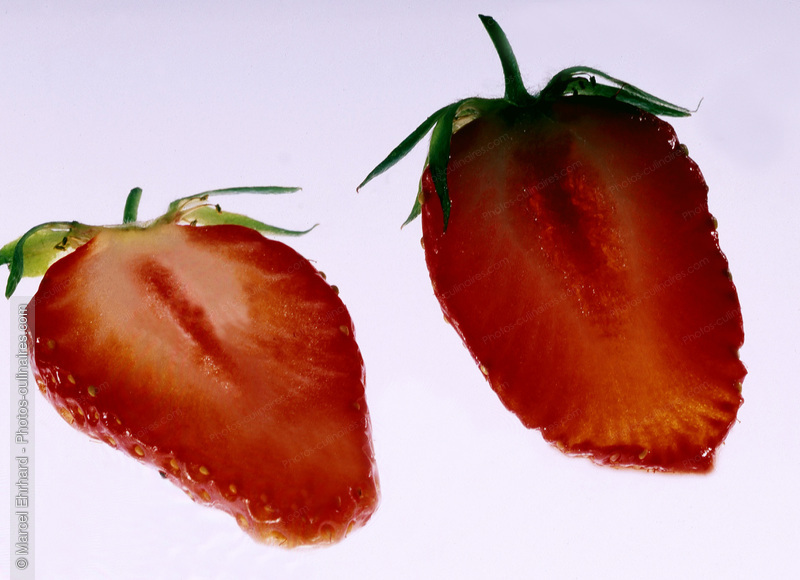 Fraises tranch&eacute;es - photo r&eacute;f&eacute;rence FRU136.jpg