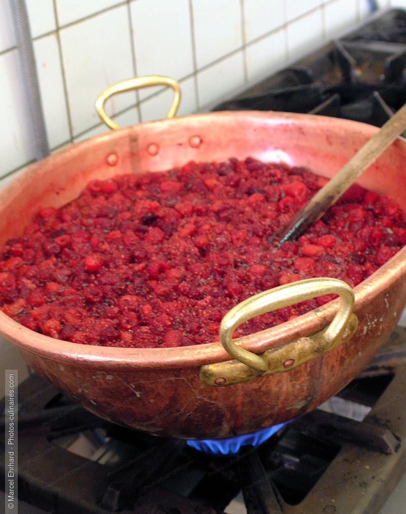 Framboises po&ecirc;l&eacute;es - photo r&eacute;f&eacute;rence CO6N.jpg
