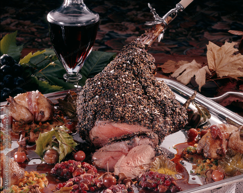 Gigot de marcassin au poivre et cailles forestiers - photo r&eacute;f&eacute;rence PC8.jpg
